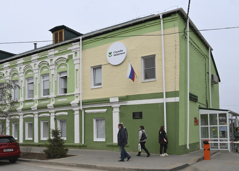 Здание поликлиники исторического значения реконструировали в Средней Ахтубе в Волгоградской области